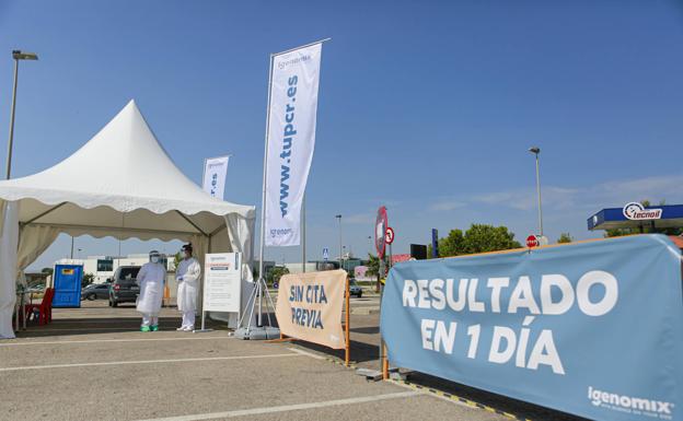 Un laboratorio móvil de IGENOMIX para la detección de la COVID-19 se instala en el parque tecnológico de Paterna