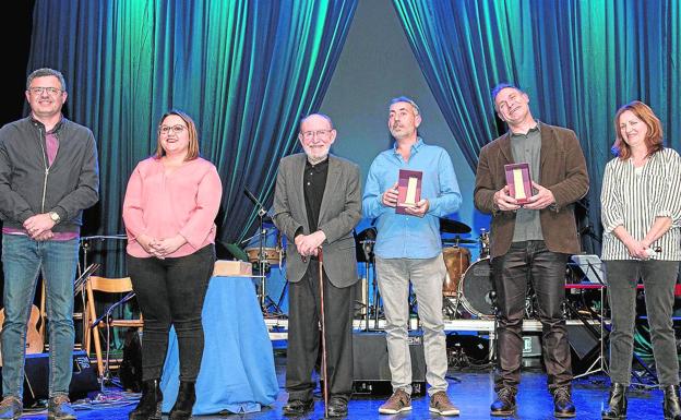 Una celebración anterior de los actos de poesía. 