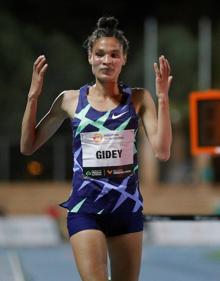 Imagen secundaria 2 - Doble récord mundial en Valencia: Cheptegei y Gidei baten las plusmarcas de 10.000 y 5.000