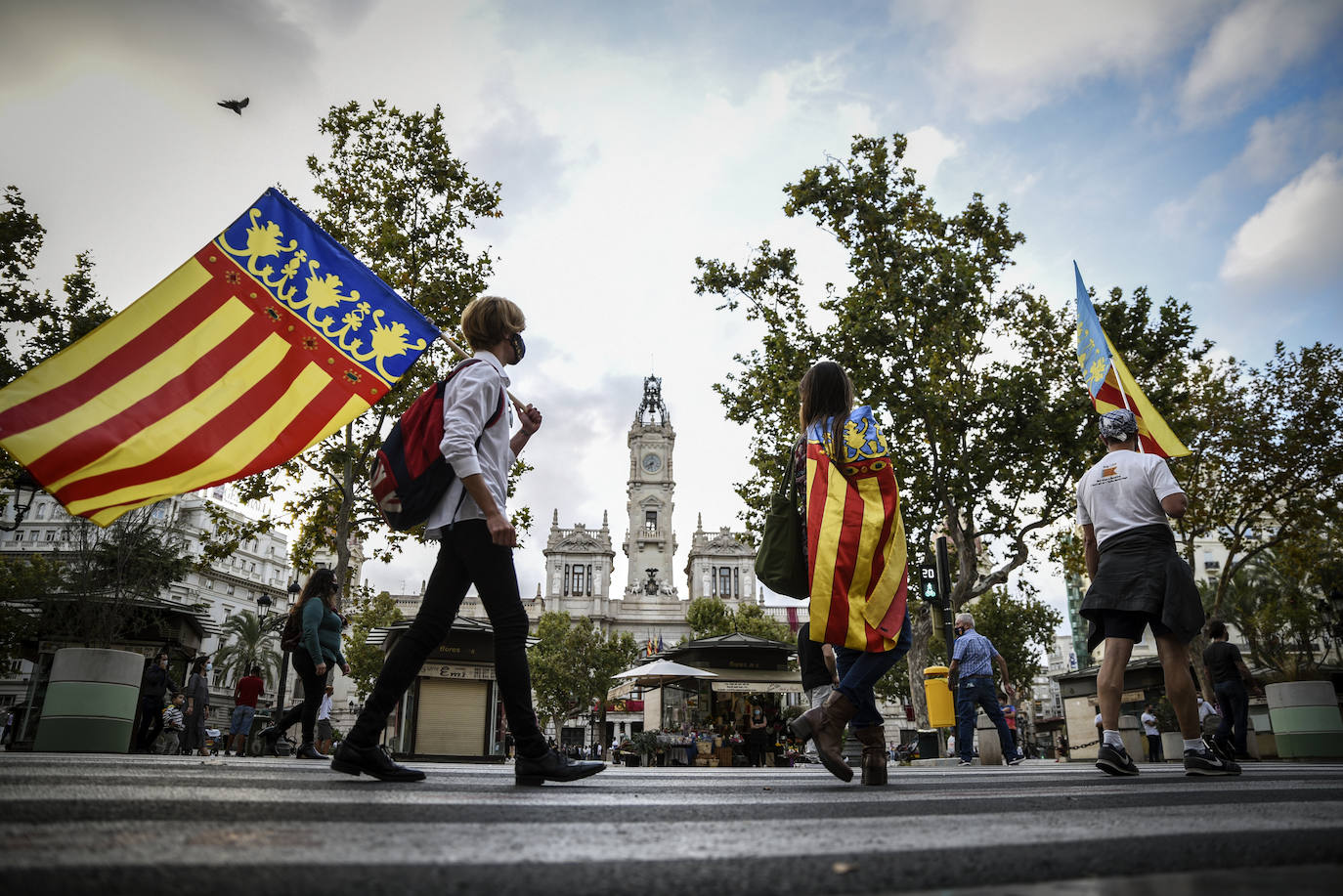 Fotos: Manifestaciones en Valencia por el 9 d&#039;Octubre