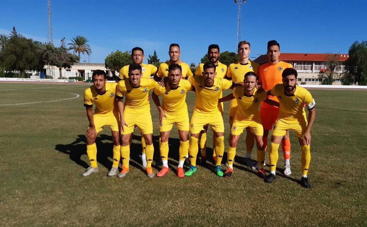 Once titular del Hércules en su último amistoso de pretemporada. 