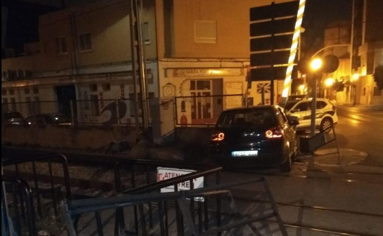 El lugar donde se estrelló el coche con ocho ocupantes. 