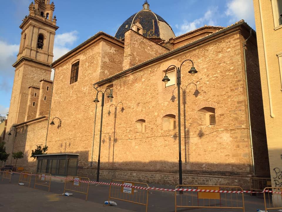 Fotos: Cae parte del tejado de la cúpula de la iglesia de Massamagrell