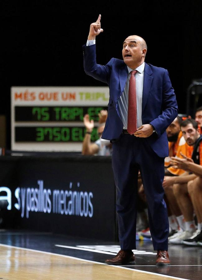 El Valencia Basket se ha enfrentado con el Barcelona en la Fonteta en el tercer partido del conjunto taronja en la Euroliga