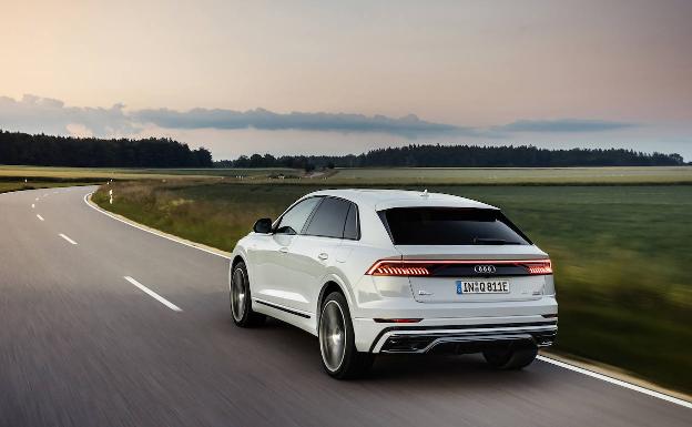 Audi Q8 TFSIe Quattro: el buque insignia  ahora tiene «enchufe»