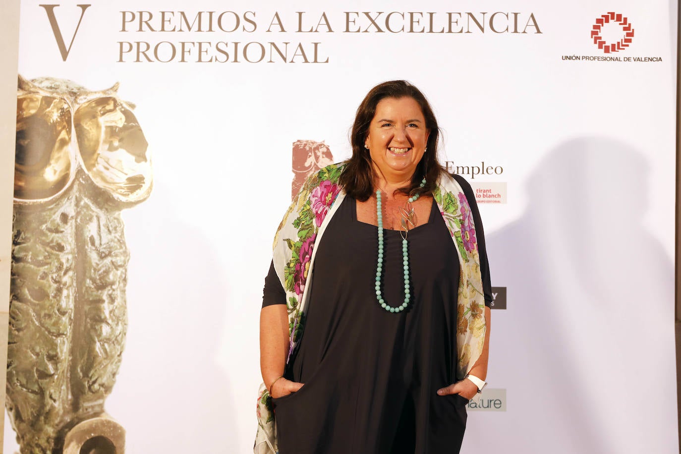 Este reconocimiento contribuye a esa defensa del buen hacer, de la ética profesional, que se persigue desde nuestros colegios profesionales", ha afirmado la presidenta. Asimismo, ha dado la enhorabuena a los premiados, quienes sin duda "merecéis este Premio por todo lo que representa y que vosotros reunís: la Excelencia Profesional", ha finalizado Borja.