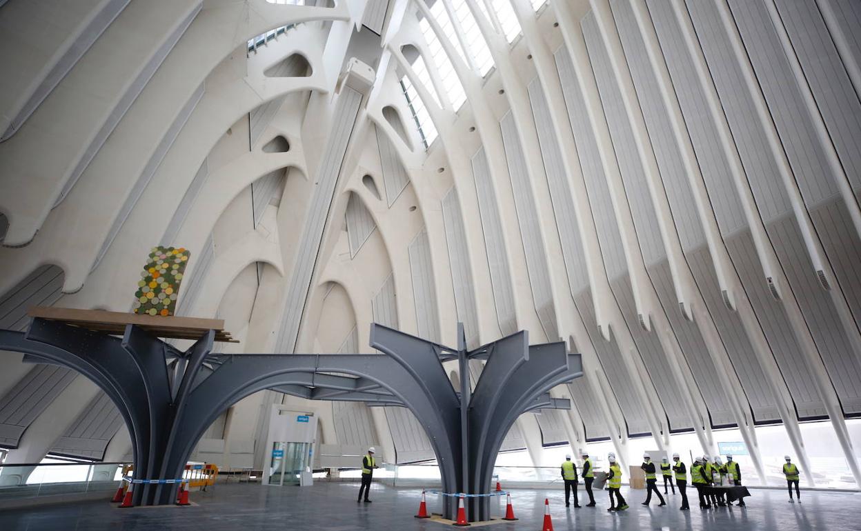 Así se ve el Ágora, en obras para acoger el CaixaForum Valencia. 