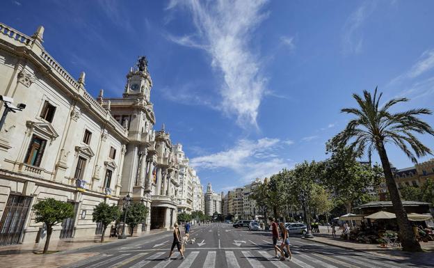 Valencia estudia aplicar más restricciones a los distritos más afectados por coronavirus