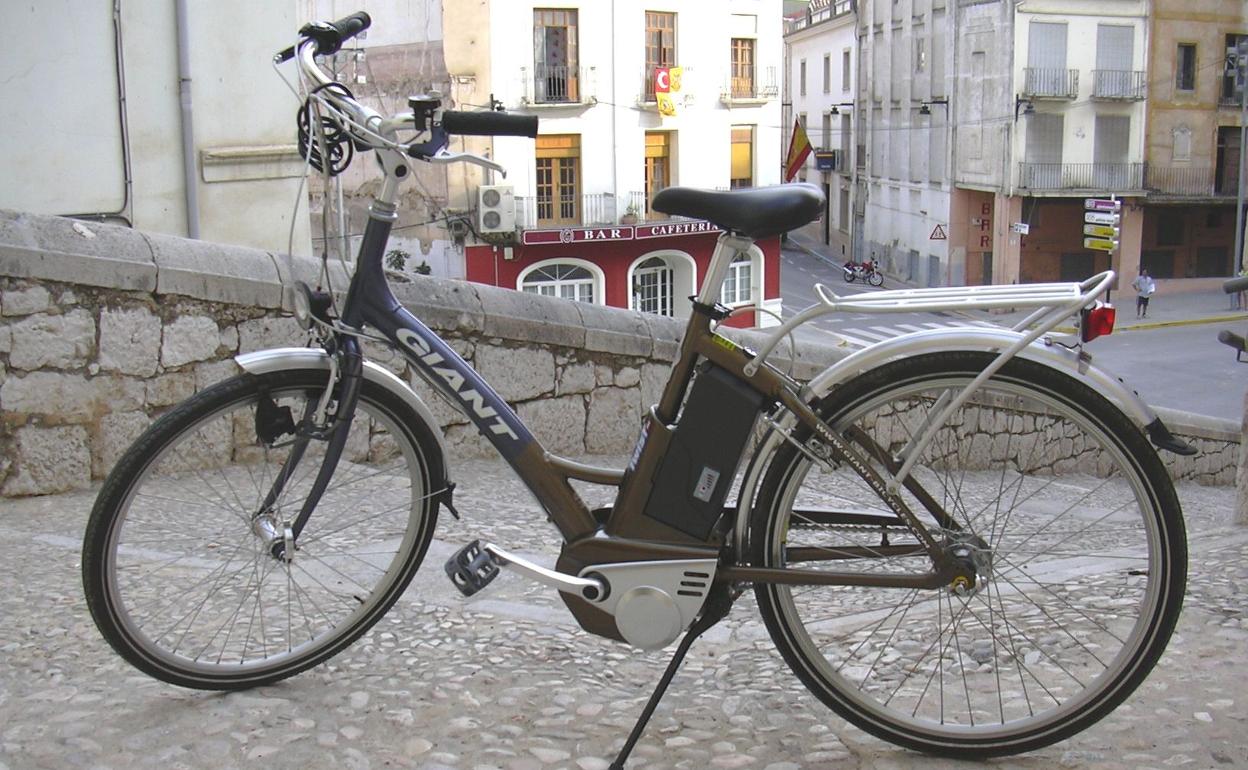 El Ayuntamiento también dará ayudas para bicis urbanas y kits de conversión. 