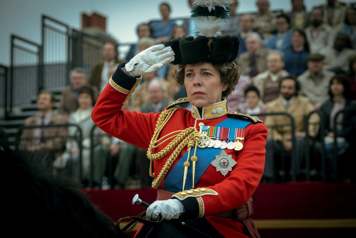 'THE CROWN' T4, 15 de noviembre en Netflix. Lady Di (Emma Corin) y Margaret Thatcher (Gillian Anderson) son los personajes más esperados de esta cuarta temporada de "The Crown" que llega al final de la década de 1970, con la Reina Isabel (Olivia Colman) y su familia preocupados por salvaguardar la línea de sucesión y encontrar una pareja apropiada para el Príncipe Carlos (Josh O'Connor).