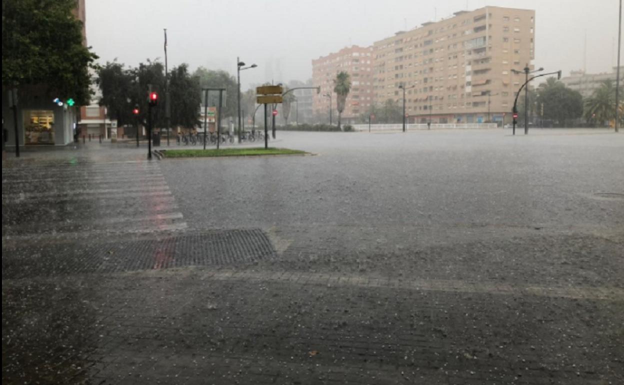 Tormenta en la ciudad de Valencia.