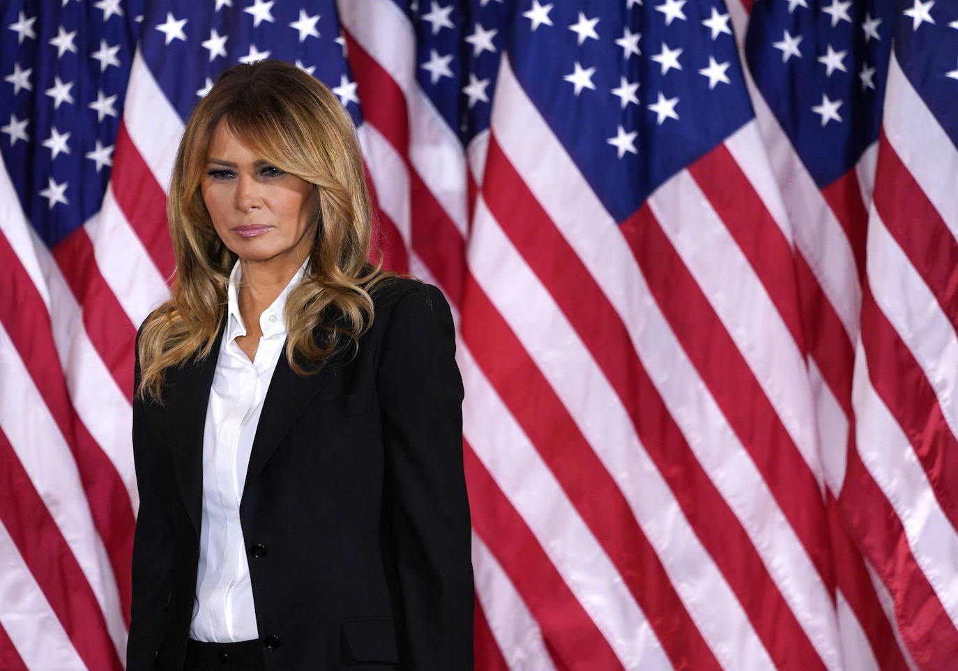 La primera dama Melania Trump, durante la alocución de su marido en la noche electoral de la Casa Blanca en Washington.