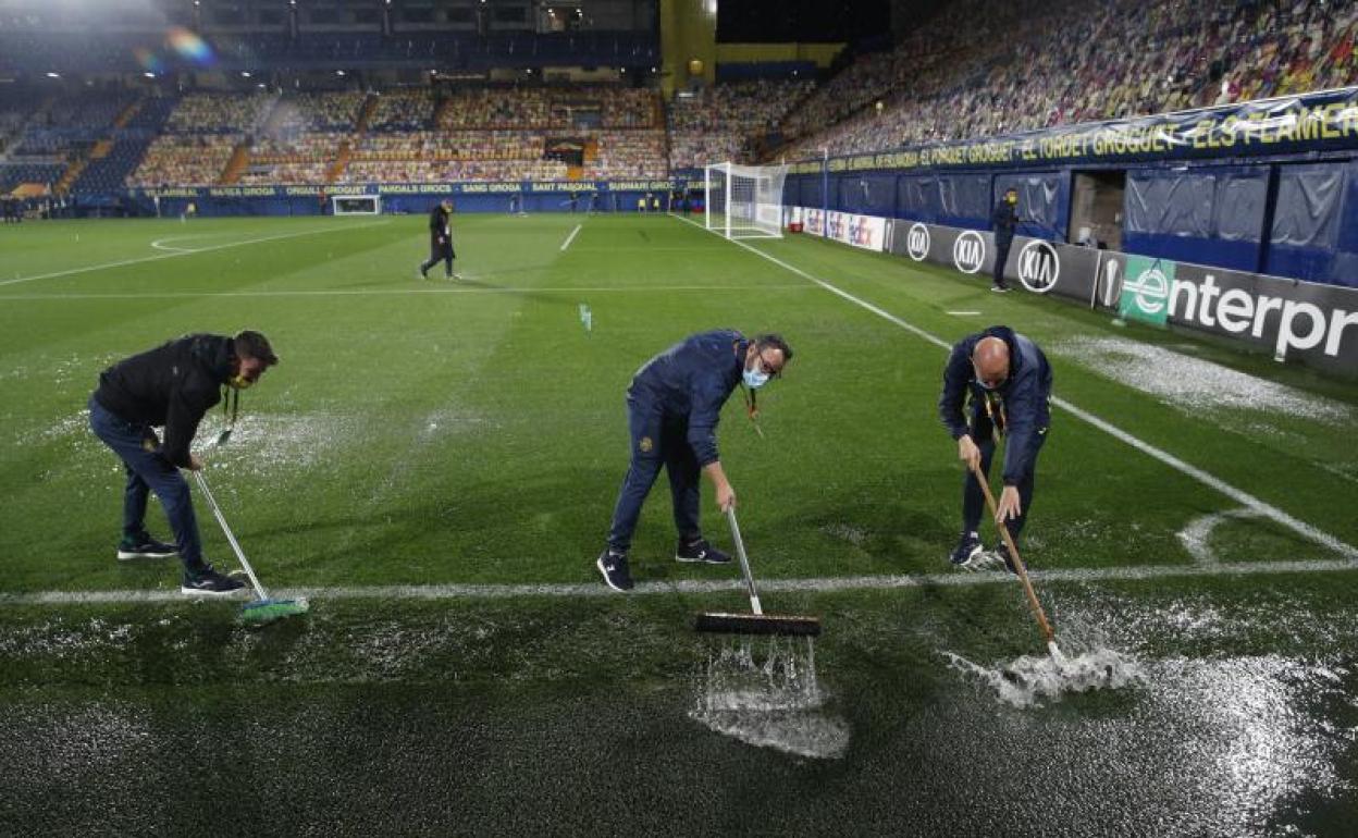 La tromba de agua obliga a retrasar el Villarreal-Maccabi de la Europa League