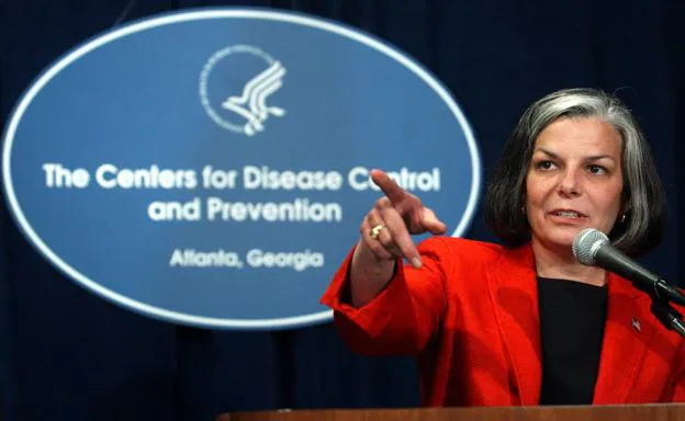 La experta del CDC Julie Gerberding desvela cómo será la reinfección por coronavirus