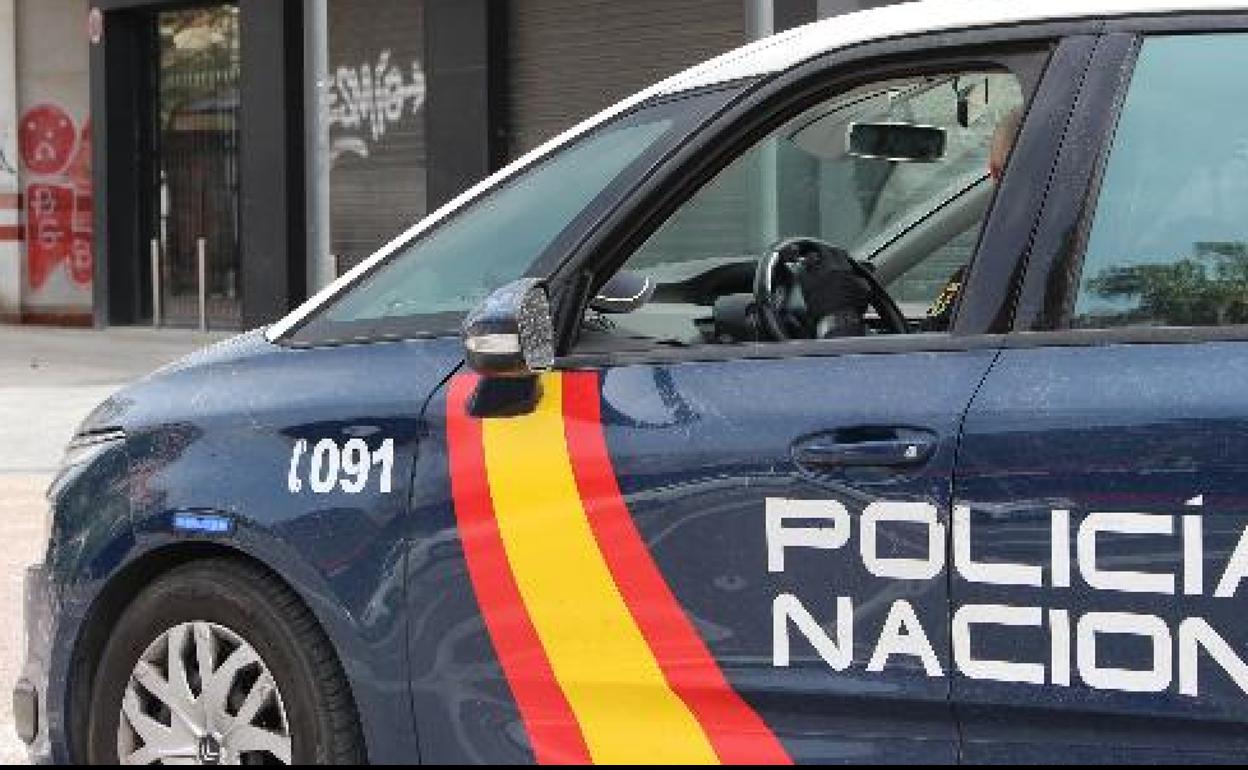 Vehículo de la Policía Nacional. 