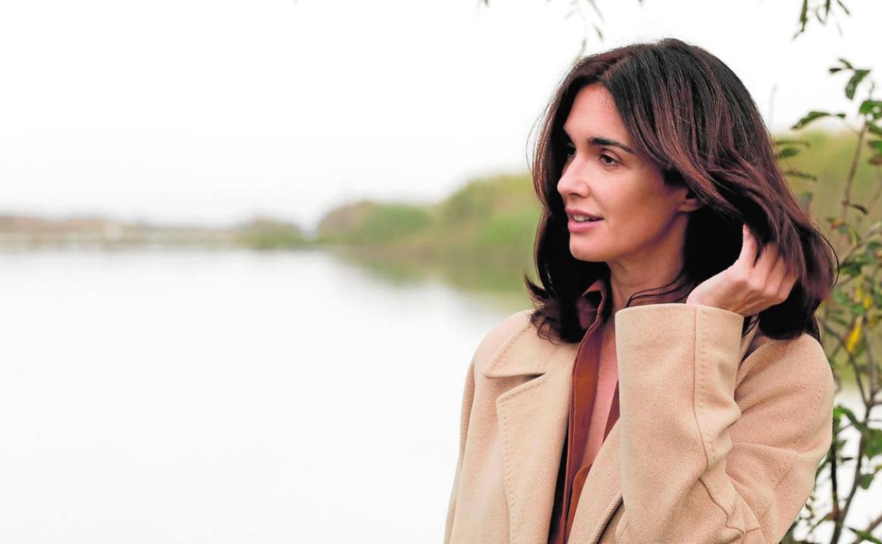 Paz Vega protagoniza la película en que la Albufera se convierte en la Laguna Blanca.