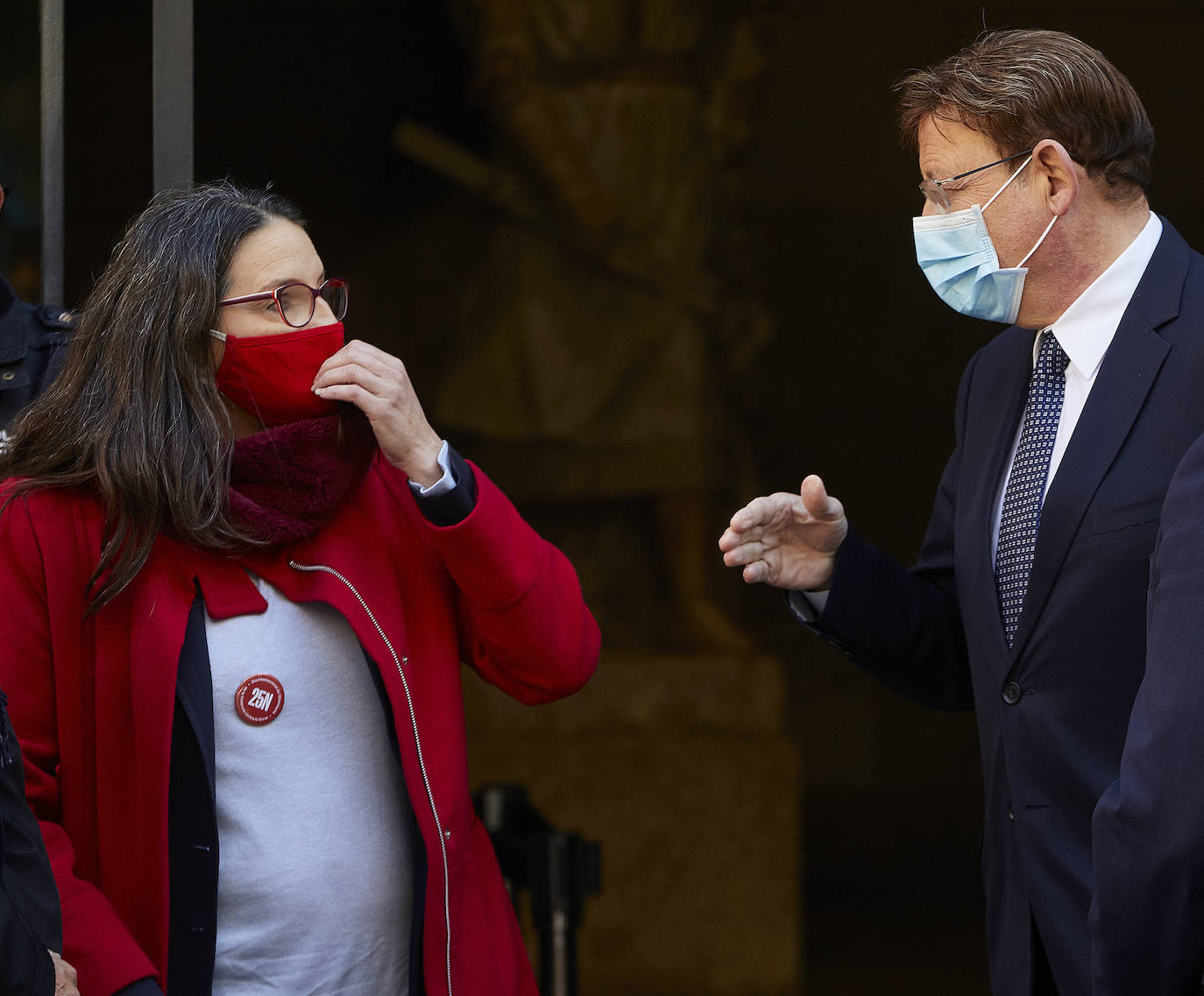 Fotos: Concentración en Valencia por el Día Internacional de la Eliminación de la Violencia contra la Mujer 2020