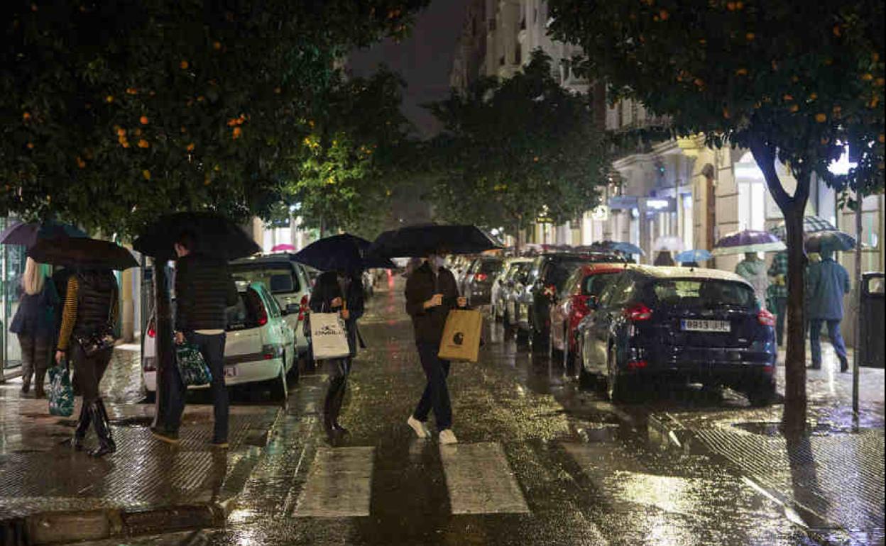 Lluvia en el centro de Valencia.