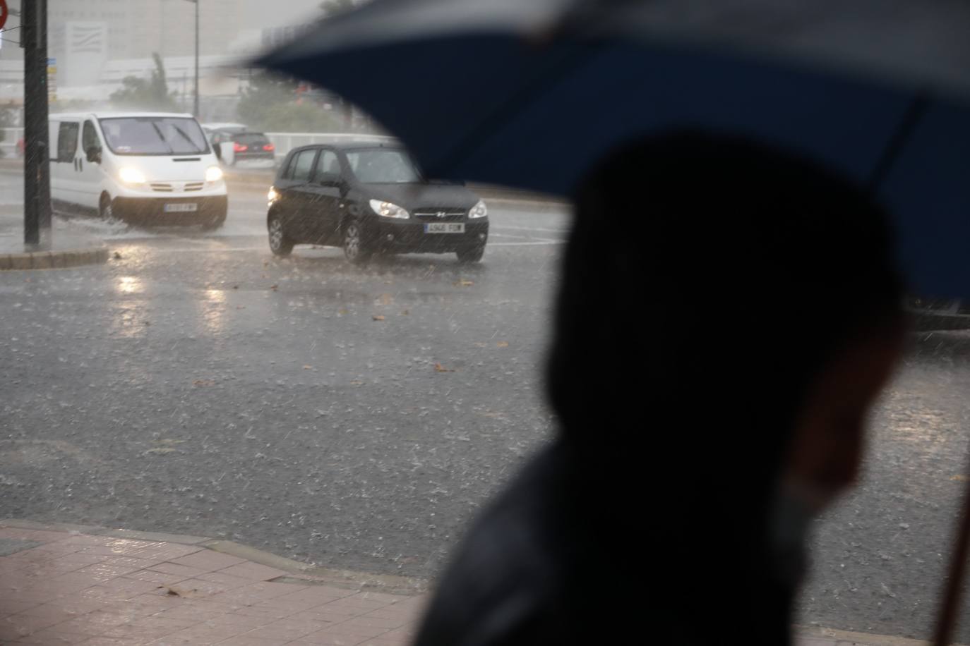 Fuerte tromba de agua en la ciudad de Valencia.