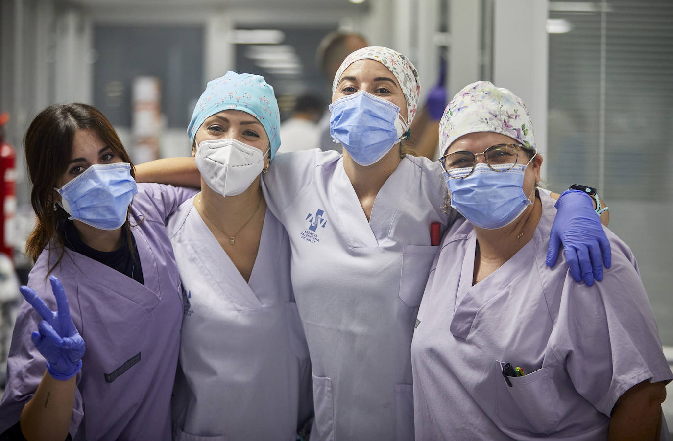 Así se trabaja en el Hospital Arnau de Vilanova de Valencia durante la segunda ola del coronavirus.