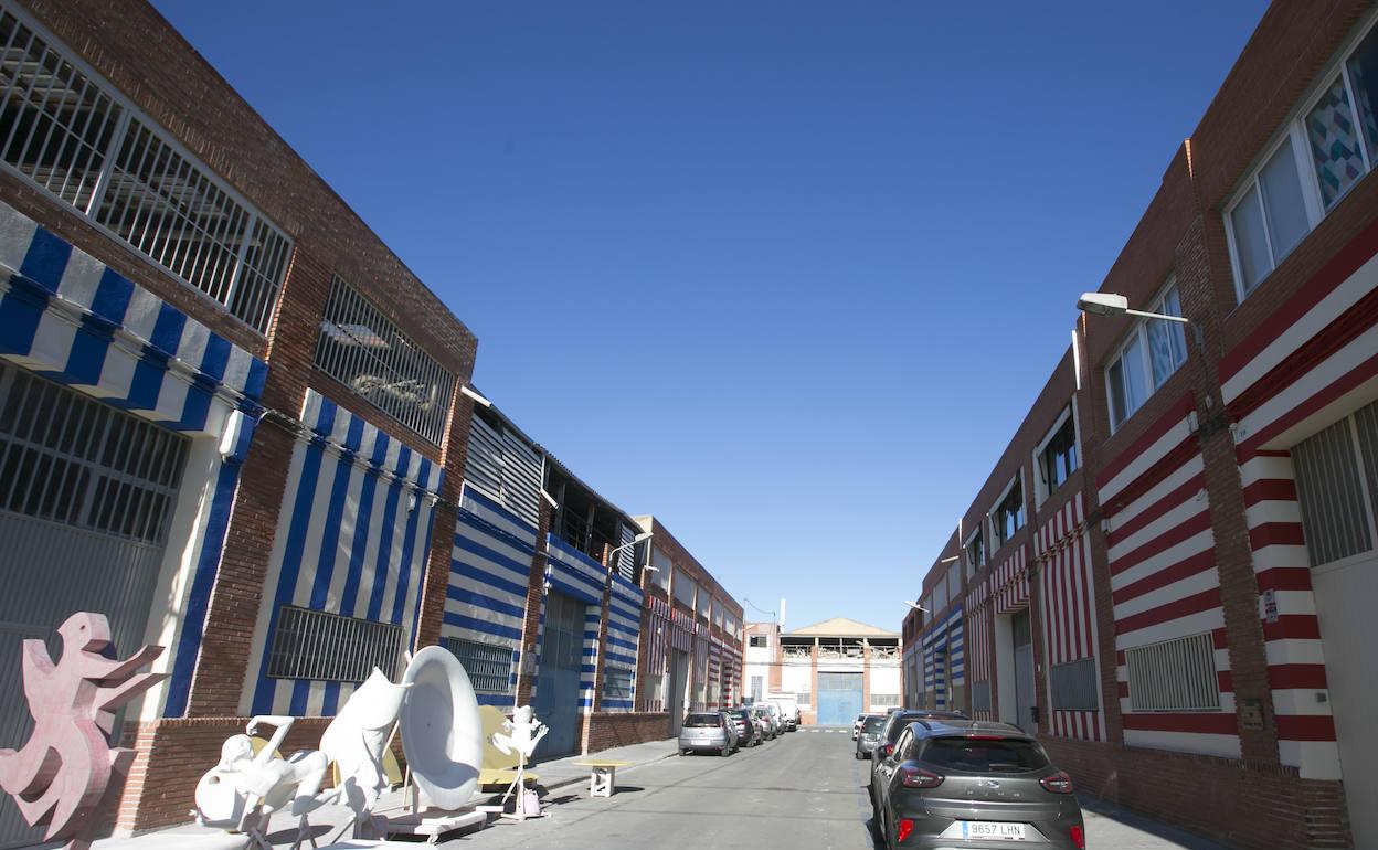 Naves de la Ciudad del Artista Fallero. 