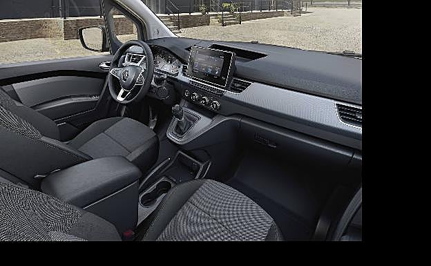 El cuadro de instrumentos es igual que el de un coche familiar