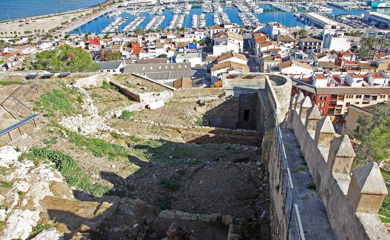 La zona del Castell de Dénia reabierto al público tras el proceso de restauración.