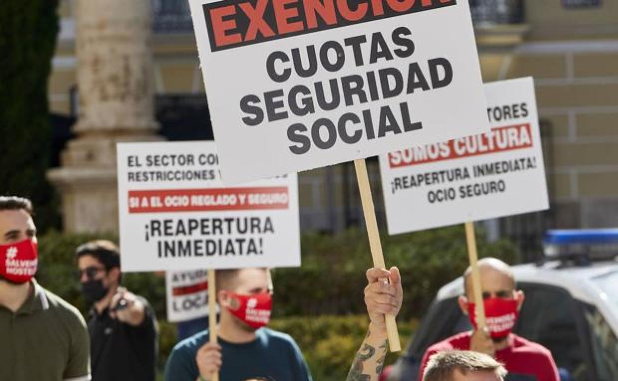 Protesta del sector del ocio nocturno en Valencia 