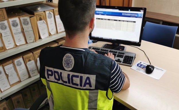 Detenida una mujer en Benidorm por fingir el robo de seis mil euros 