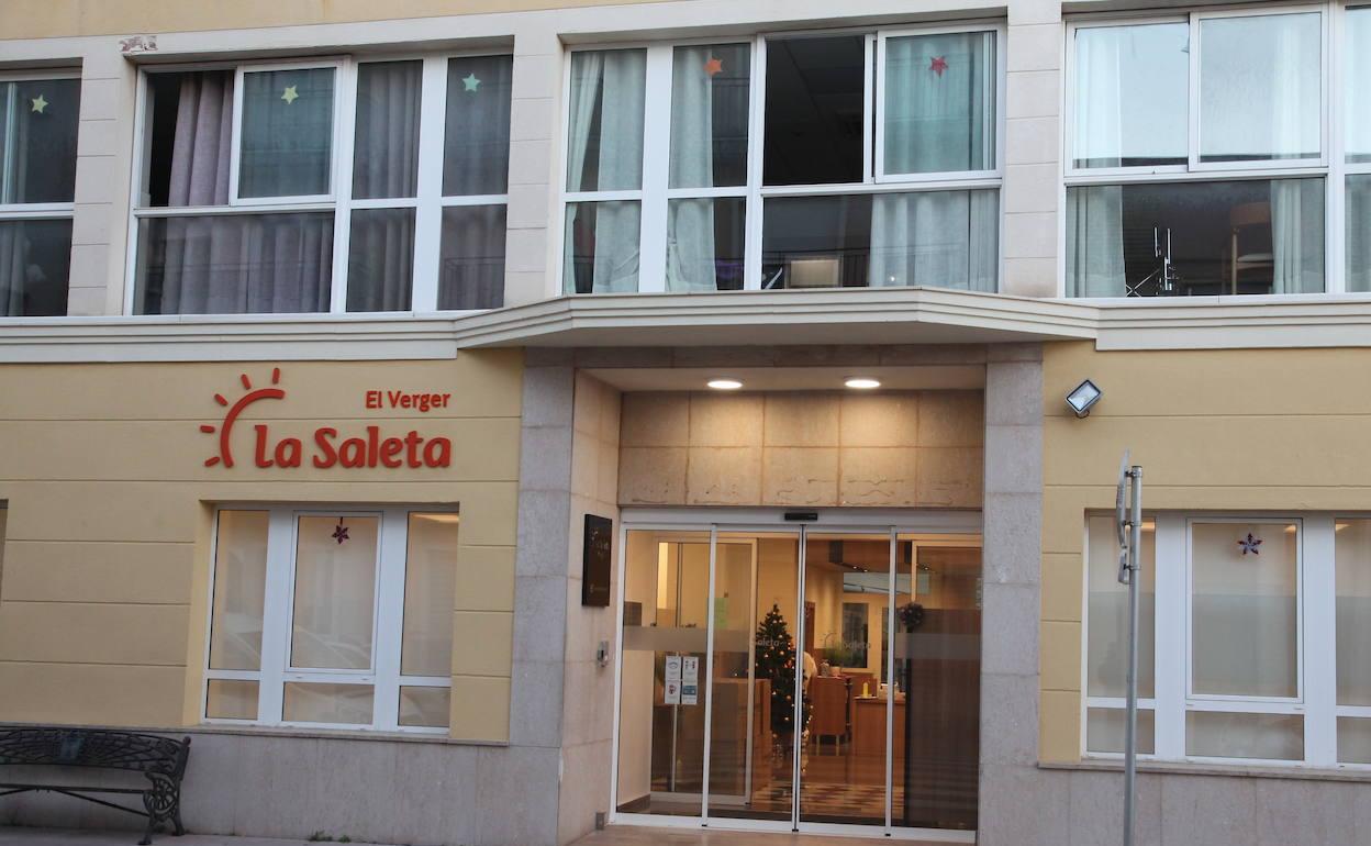 Imagen de la entrada de la residencia de ancianos La Saleta de El Verger.