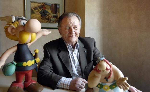 Albert Uderzo, el hombre que creó y vendió el alma de Astérix, nos dejó también en 2020. El dibujante, fallecido a los 92 años de un infarto en su mansión de Neuilly, siguió publicando álbumes del personaje tras la desaparición del guionista Goscinny en 1977.