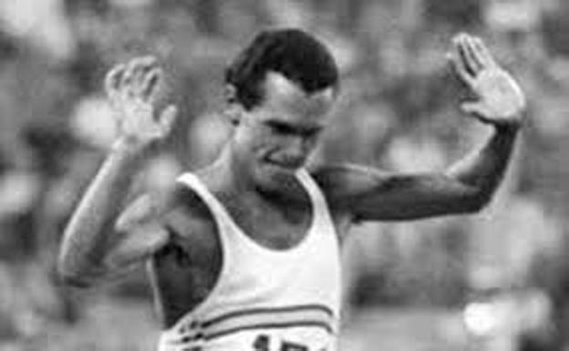 Jordi Llopart, primer atleta español medallista en unos Juegos, falleció a los 68 años víctima de una parada cardiorrespiratoria.