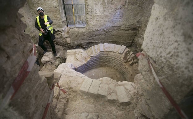 El horno encontrado durante las obras. 