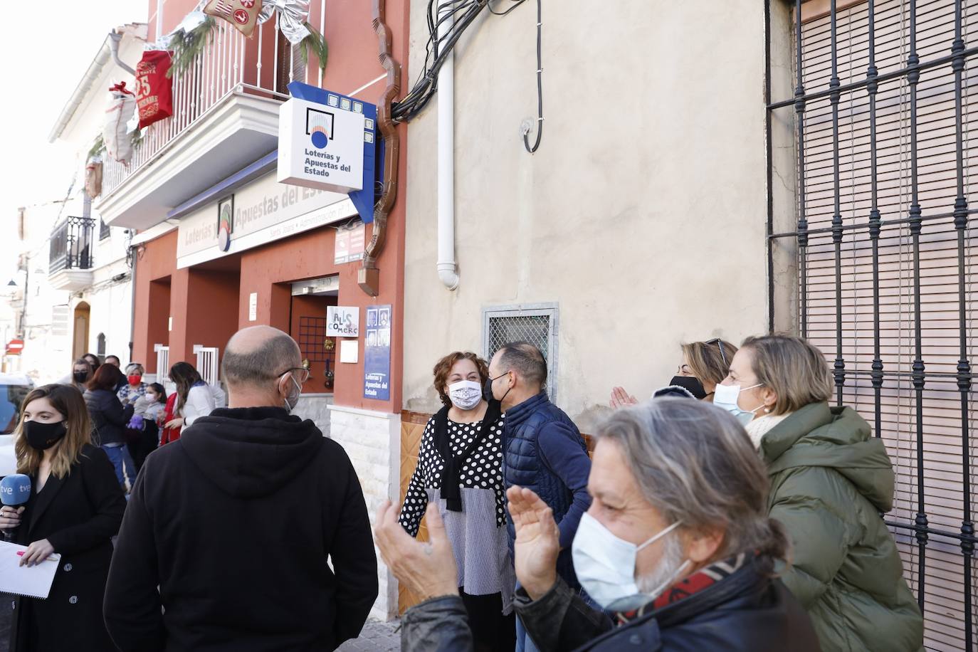 Los municipios de Faura, Meliana, Almàssera y Manises venden el número agraciado