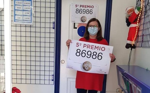 86986, quinto premio de la Lotería de Navidad, deja 12.000 euros en l'Alcudia