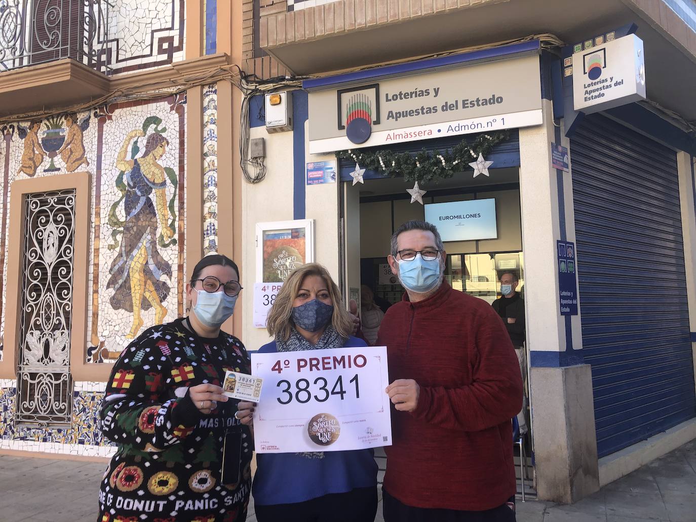 El cuarto premio, el número 38341, ha caído en Almàssera.