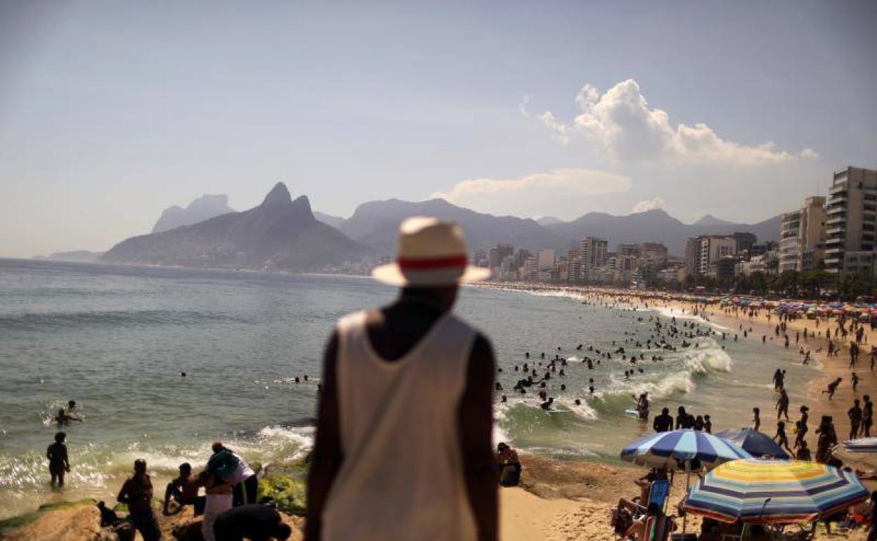 Identifican una nueva cepa de coronavirus en Río de Janeiro