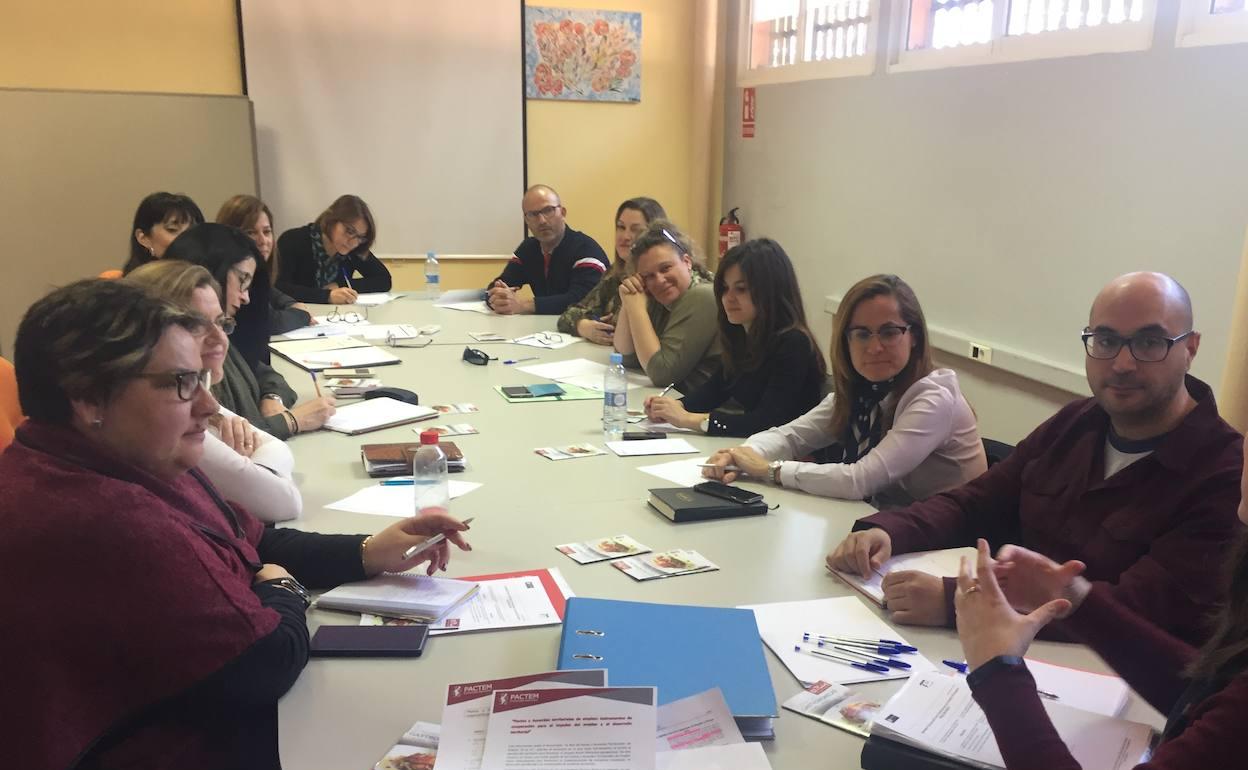 Una de las reuniones del Consorcio, antes de la pandemia. 