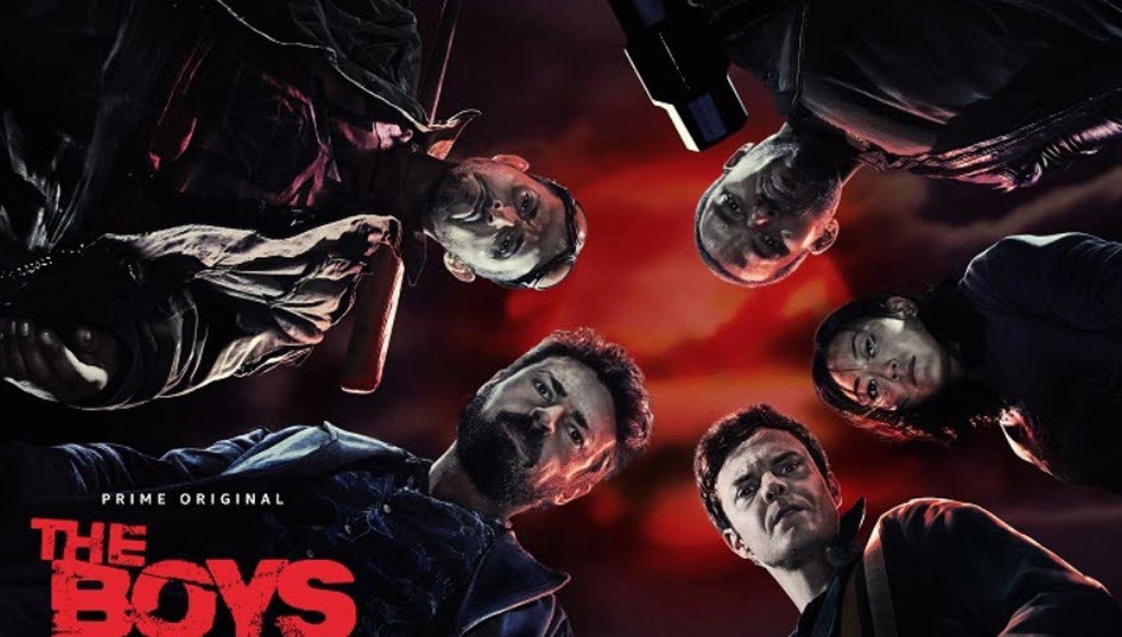 'THE BOYS' (AMAZON PRIME VIDEO). Basada en el cómic del mismo nombre de Garth Ennis y Darick Robertson, 'The Boys' es la serie de superhéroes más irreverente y gore de la televisión, con prohombres y mujeres que abusan de sus habilidades, arrogantes y corruptos, que manipulan sin pudor a una población infantilizada, puritana y conservadora. La serie sigue los pasos de los Siete, un grupo de superhéroes que trabajan para la corporación Vought International, que los ha convertido en marca registrada, a quienes se enfrentan 'The Boys', liderados Billy Butcher, que desprecia a los que tienen superpoderes y buscan acabar con ellos, sobre todo, con su líder, Patriota. 