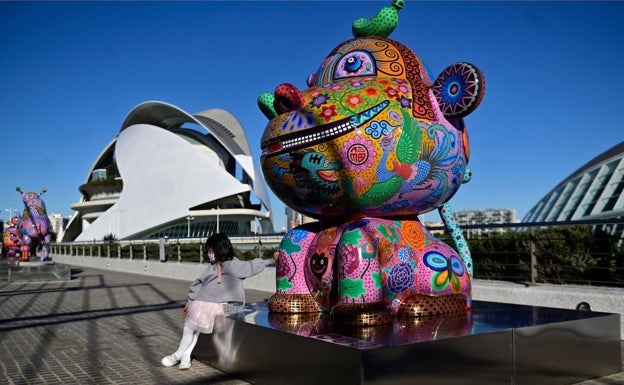 'Galaxia Hung' llega a la Ciudad de las Artes y las Ciencias.