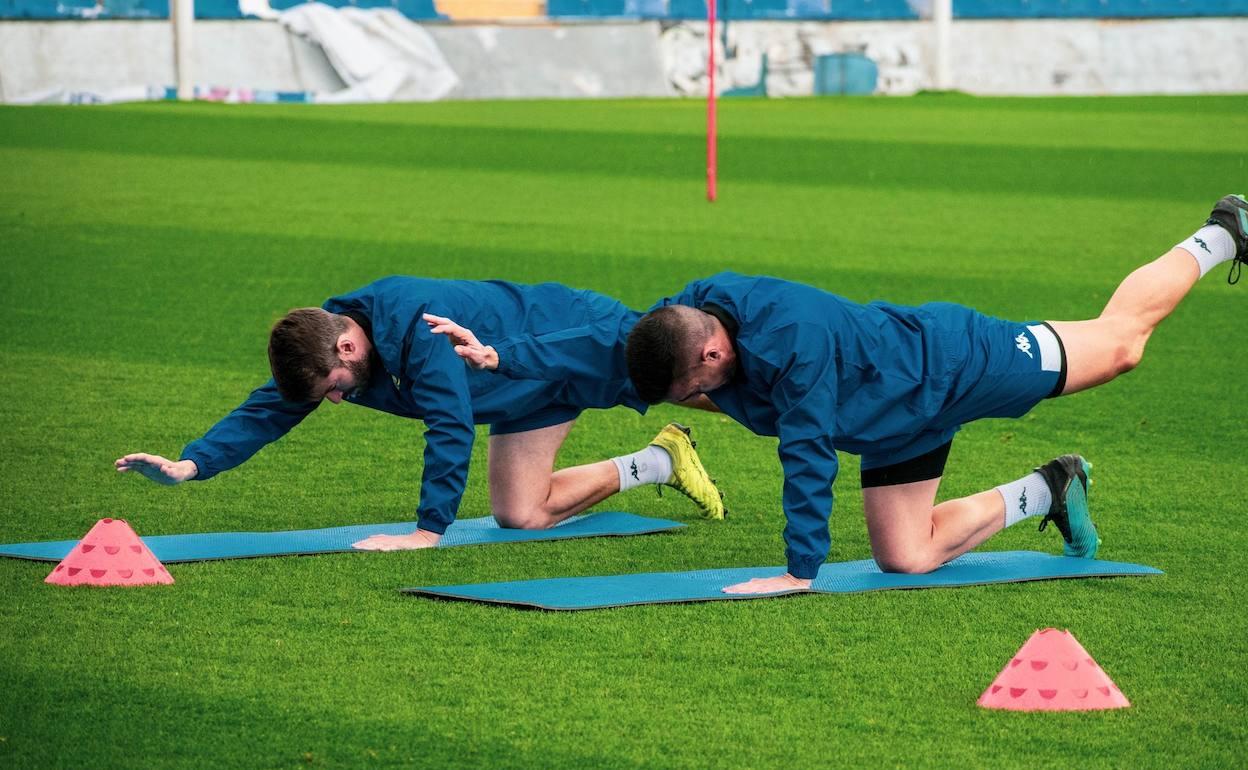Primera sesión de trabajo de la plantilla del Hércules tras las vacaciones navideñas. 