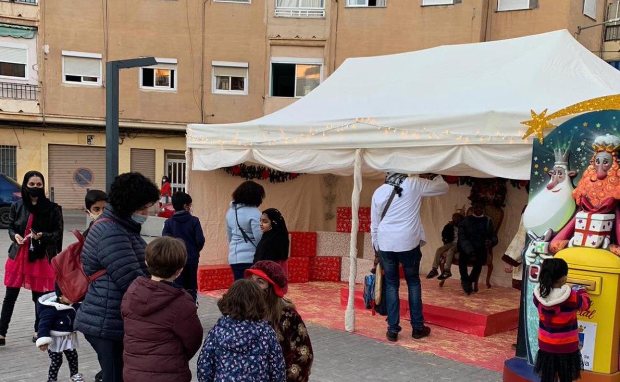 Campamento real en Catarroja.