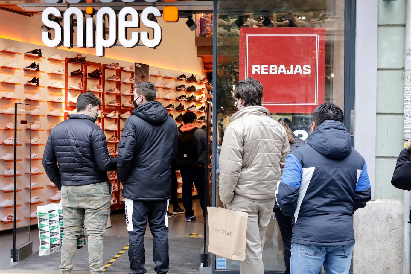 Fotos: Las rebajas arrancan en Valencia