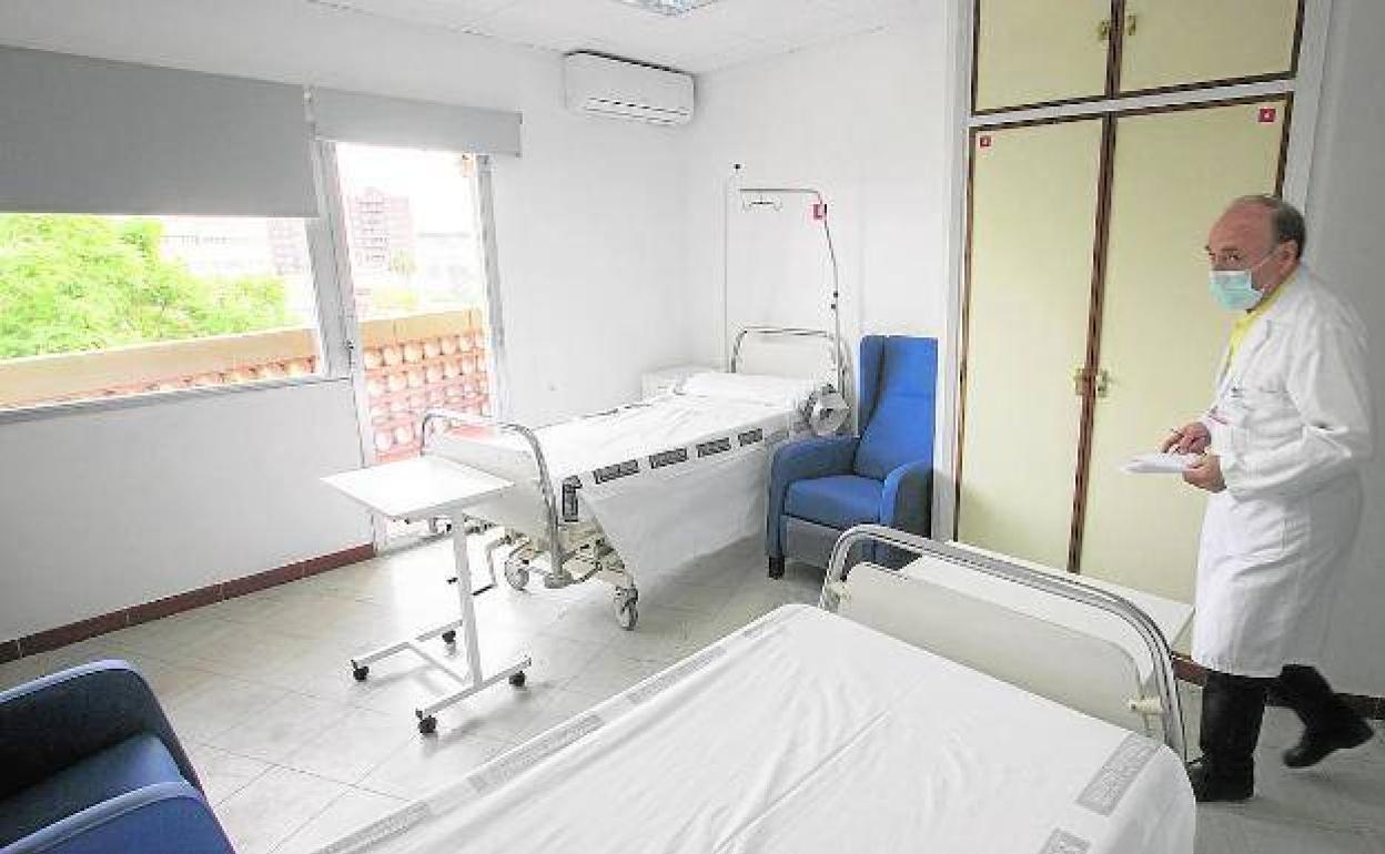 Una de las habitaciones que se habilitaron en la antigua Fe para acoger enfermos Covid. 