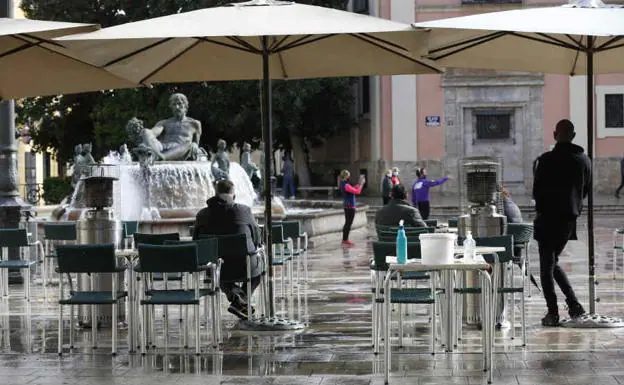 Plaza de la Virgen de Valencia. 