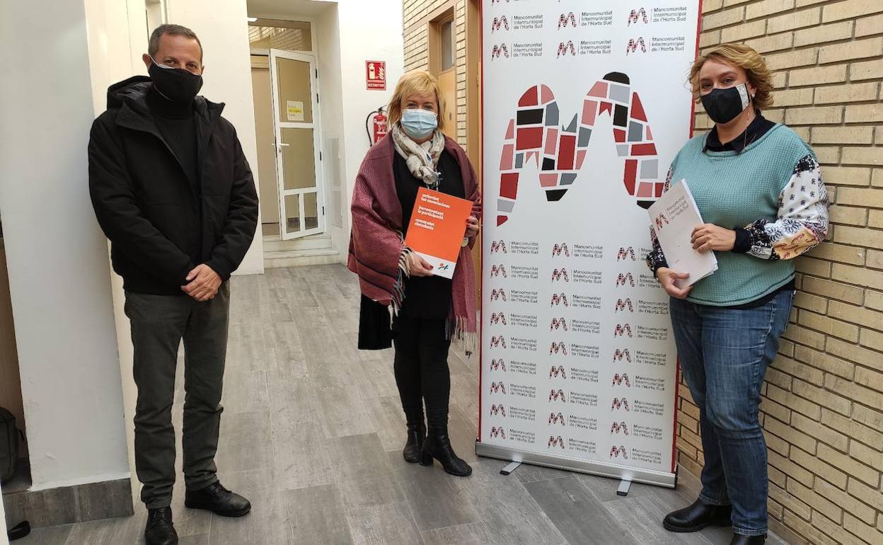 La presidenta de la Mancomunitat, Eva Sanz, y  de la Fundación, Inma López. 