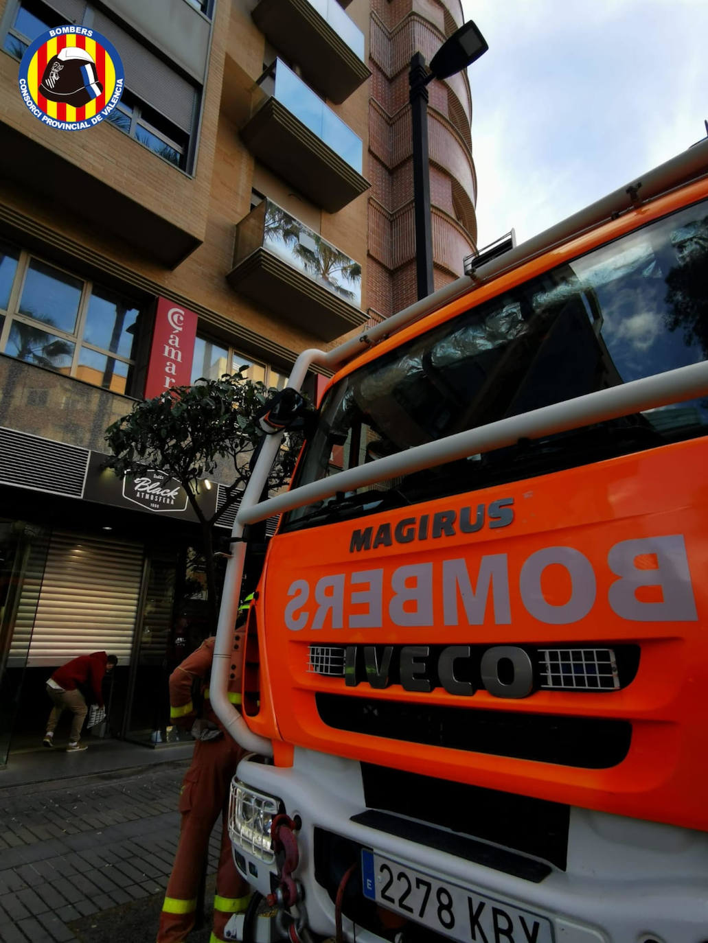 Fotos: &#039;Hortensia&#039; obliga a cerrar parques, jardines y cementerios y provoca incidentes debido a las fuertes rachas de viento