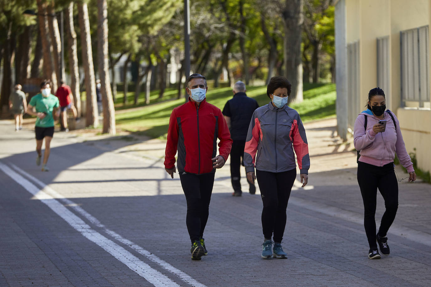 El deporte, con mascarillas en Valencia