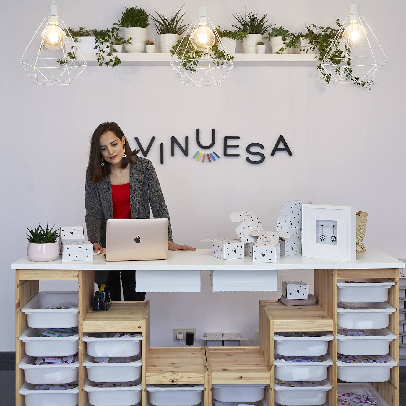 Elaboración de piezas en la joyería Vinuesa.