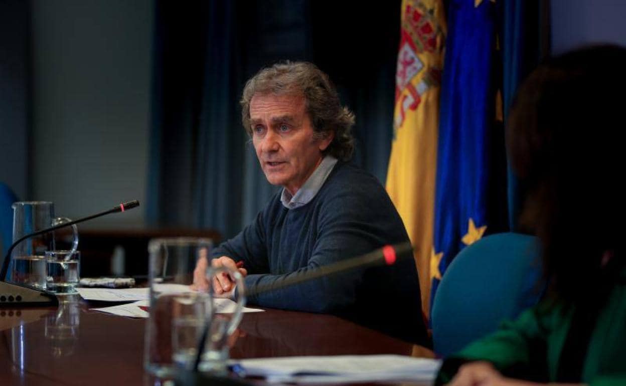 Fernando Simón durante una rueda de prensa convocada ante los medios de comunicación en el Ministerio de Sanidad